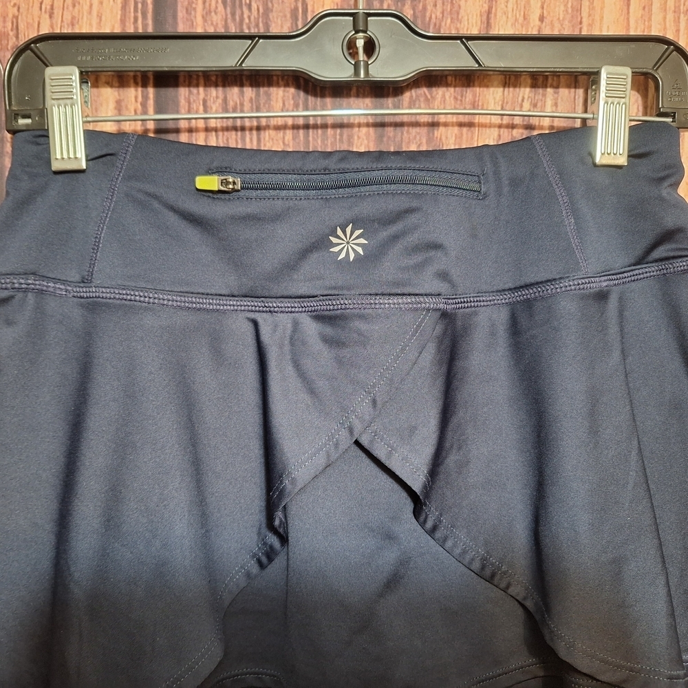 Athleta Navy Womens Athletic Twnnis Skirt With Built In Shorts Womens Size XS! - Picture 4 of 5
